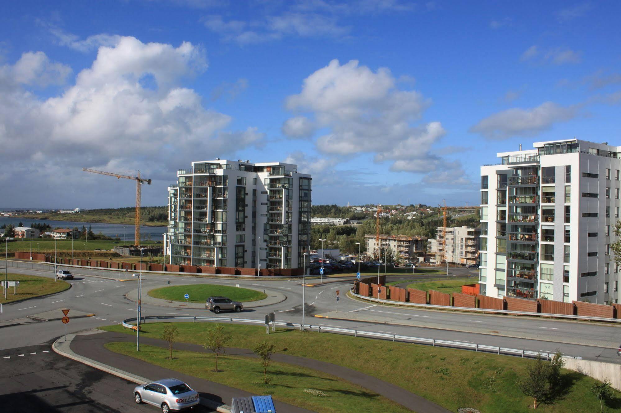Lux Apart Kópavogur Exteriör bild